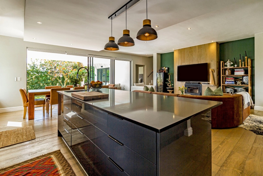 4 Bedroom Property for Sale in Croydon Gardens Estate Western Cape